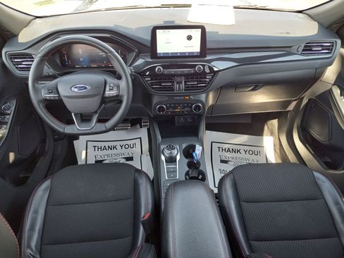 Used 2024 Ford Escape ST-Line w/ Cold Weather Package image 17