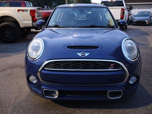 Used 2015 MINI Cooper S FWD image 2