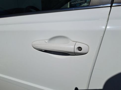 Used 2017 Toyota RAV4 SE w/ Power Extra Value Package image 7