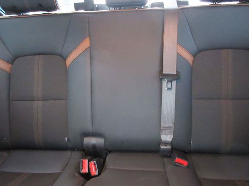 Used 2024 GMC Canyon AT4 w/ Technology Package image 23