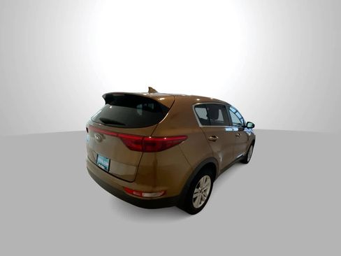 Used 2017 Kia Sportage LX image 8