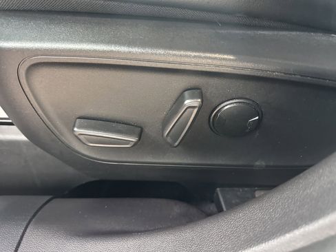 Certified 2023 Ford Escape Platinum AWD/4WD image 24