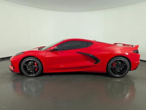 Used 2020 Chevrolet Corvette Stingray Premium Cpe w/ 3LT Preferred Equipment Group image 5