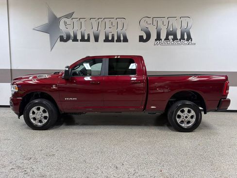Used 2024 RAM 2500 Big Horn w/ Level 2 Equipment Group AWD/4WD image 5