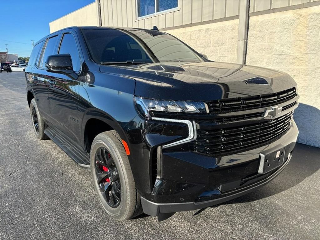 Used 2024 Chevrolet Tahoe RST w/ RST Performance Edition AWD/4WD image 2