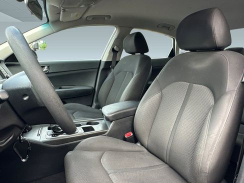 Used 2017 Kia Optima LX w/ Option Group 014 image 5