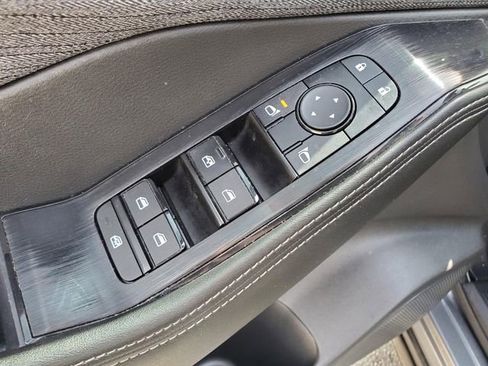 Certified 2023 Nissan Rogue SV FWD image 17