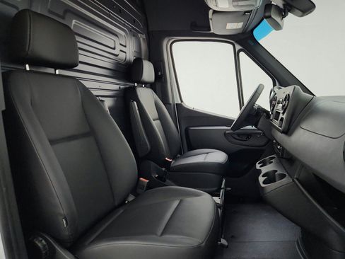 New 2025 Mercedes-Benz Sprinter 2500 image 19