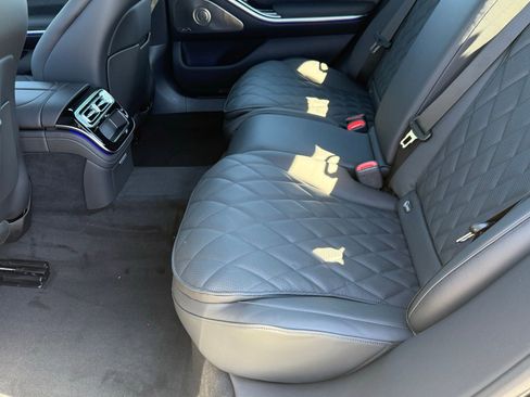 New 2026 Mercedes-Benz S 580 4MATIC Sedan image 28