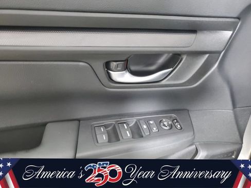 Used 2025 Honda CR-V EX image 17