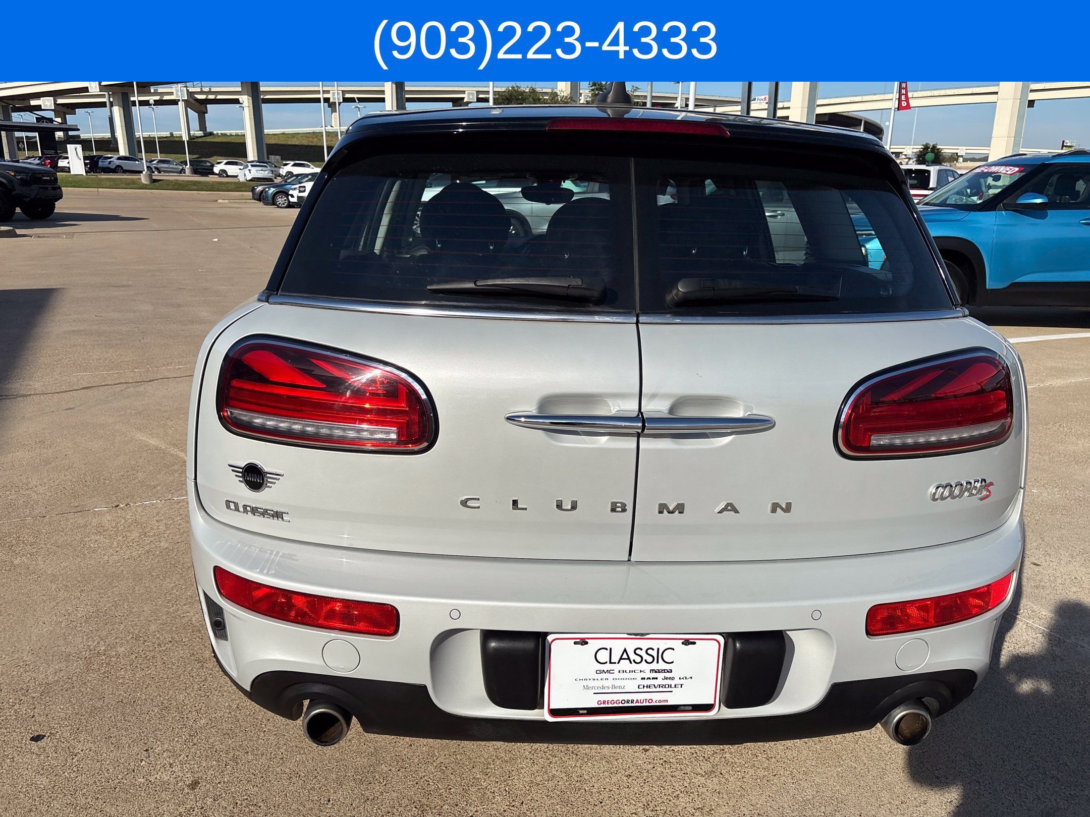 Used 2022 MINI Cooper Clubman S w/ Premium Package FWD image 8