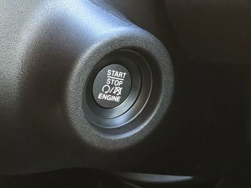 New 2026 RAM ProMaster 2500 w/ Quick Order Package 22G SLT image 32