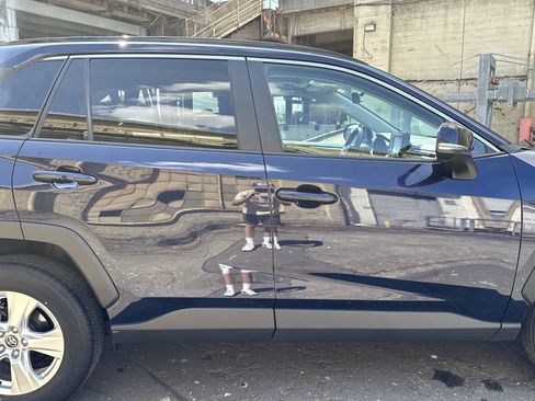Used 2020 Toyota RAV4 XLE w/ Convenience Package AWD/4WD image 23