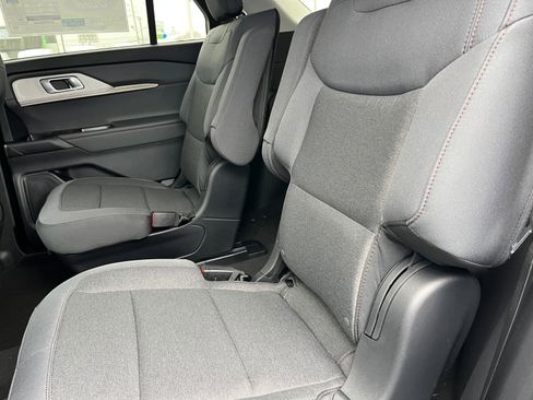 New 2026 Ford Explorer Active image 17