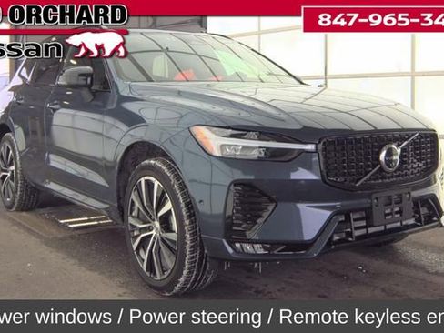 Used 2025 Volvo XC60 B5 Plus image 4