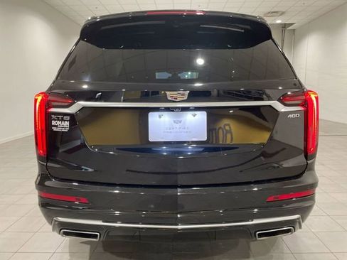Certified 2024 Cadillac XT6 Premium Luxury image 4