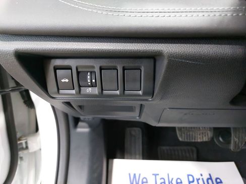 Used 2022 Subaru Legacy Limited image 24