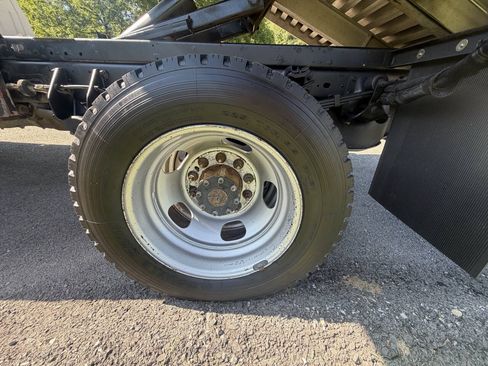 Used 2019 RAM 5500 Tradesman AWD/4WD image 26