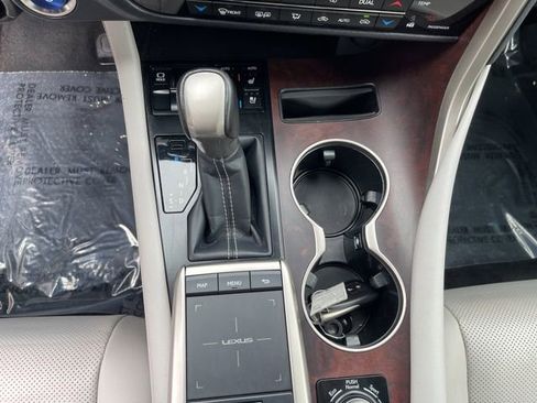 Used 2020 Lexus RX 450h AWD w/ Premium Package image 25
