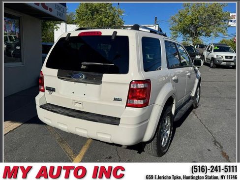 Used 2010 Ford Escape Limited AWD/4WD image 4