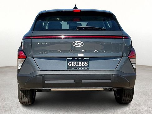 Certified 2025 Hyundai Kona SE AWD/4WD image 7
