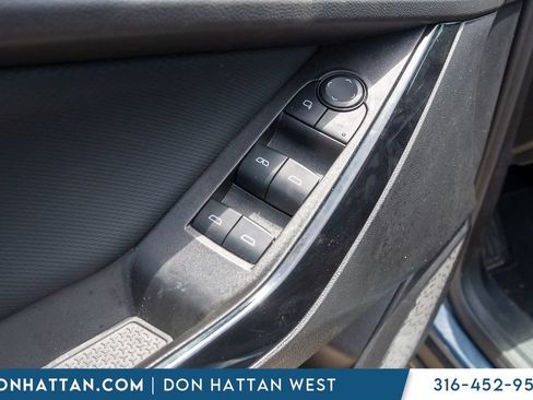 Used 2025 Chevrolet Equinox LT AWD/4WD image 12