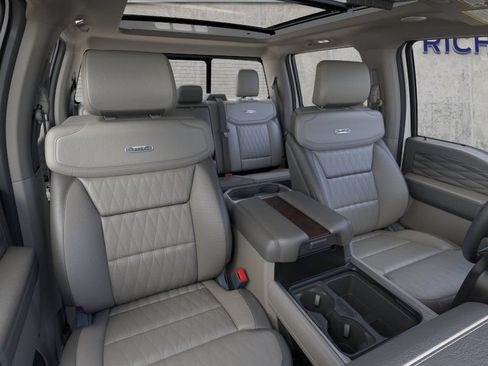 New 2026 Ford F250 Platinum w/ Platinum Plus Package AWD/4WD image 10
