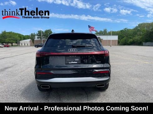 Used 2025 Audi Q5 Premium w/ Convenience Package AWD/4WD image 9