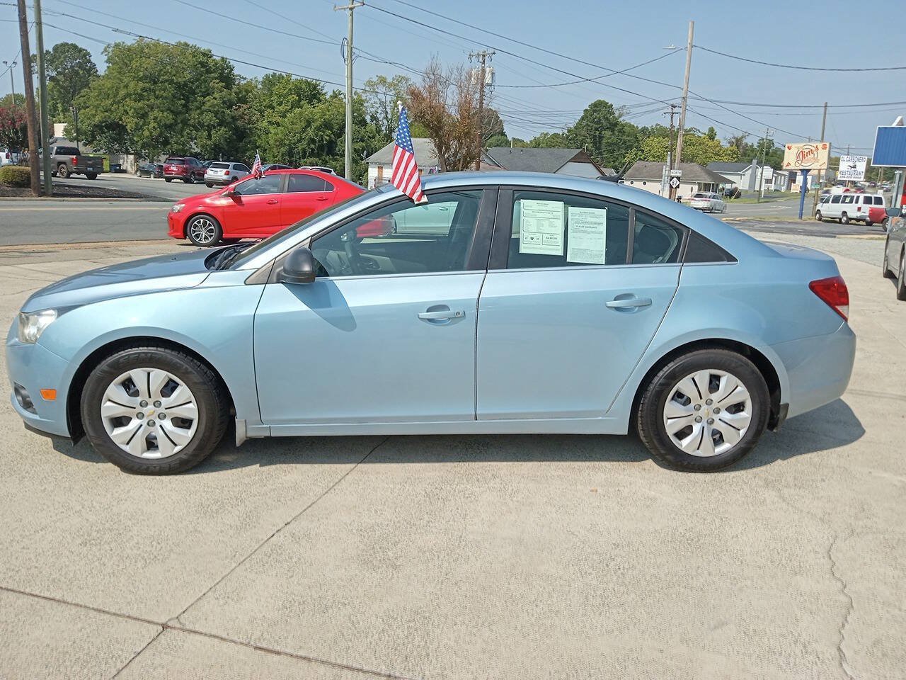 Used 2012 Chevrolet Cruze LS w/ Connectivity Package FWD image 3