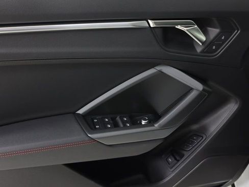 New 2025 Audi Q3 2.0T Premium Plus image 11