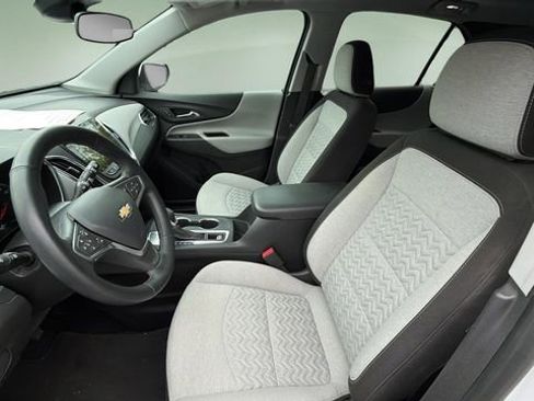 Used 2023 Chevrolet Equinox LT FWD image 17