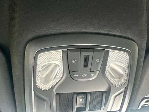 Used 2022 RAM 2500 Tradesman AWD/4WD image 15
