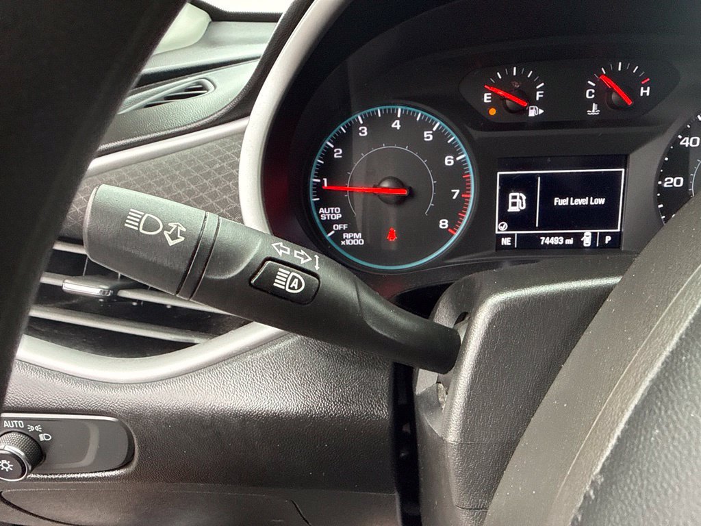 Used 2023 Chevrolet Malibu LS FWD image 19