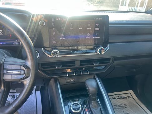 Used 2023 Chevrolet Colorado Trail Boss w/ Advanced Trailering Package image 19