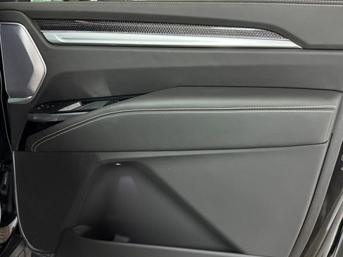 New 2026 Cadillac Escalade ESV V w/ LPO, ONYX Package image 55