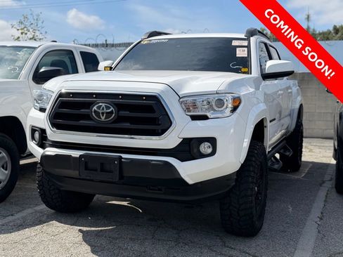 Used 2022 Toyota Tacoma SR5 image 2