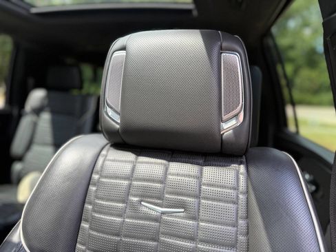 Used 2021 Cadillac Escalade ESV Sport Platinum image 35