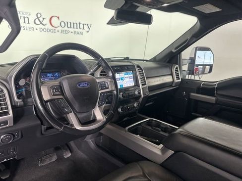 Used 2019 Ford F250 Platinum w/ Platinum Ultimate Package image 19