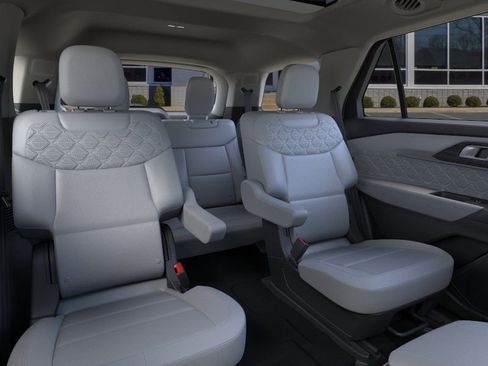 New 2026 Ford Explorer Platinum w/ LUX Leather Package AWD/4WD image 11