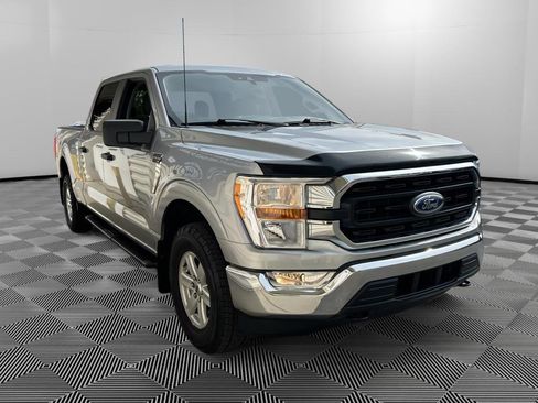 Used 2022 Ford F150 XLT w/ Trailer Tow Package AWD/4WD image 3