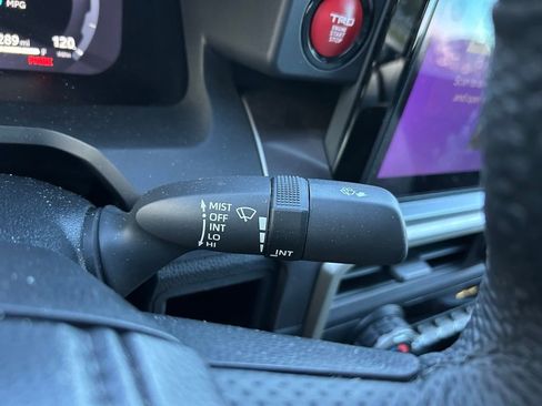 Certified 2025 Toyota Tacoma TRD Sport image 21