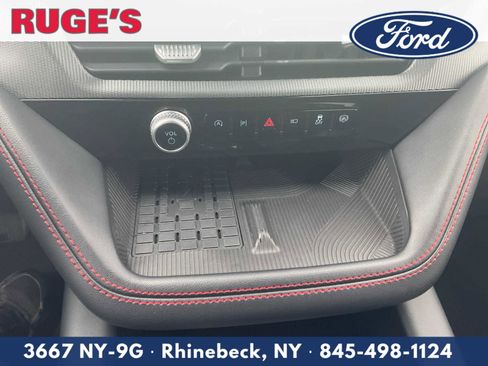 Used 2025 Ford Explorer ST image 25