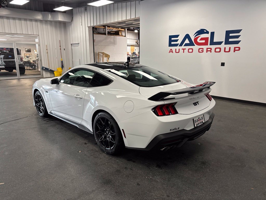 New 2026 Ford Mustang GT Premium w/ GT Performance Package RWD image 8