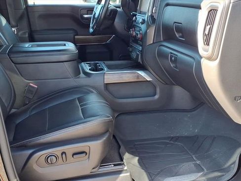 Used 2020 Chevrolet Silverado 1500 High Country w/ Technology Package image 18