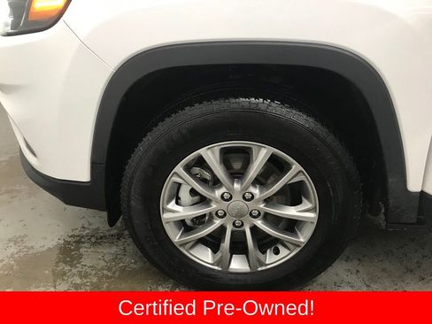 Certified 2022 Jeep Cherokee Latitude Lux w/ Sun & Sound Group image 44