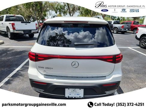 Used 2024 Mercedes-Benz EQB 250+ image 4