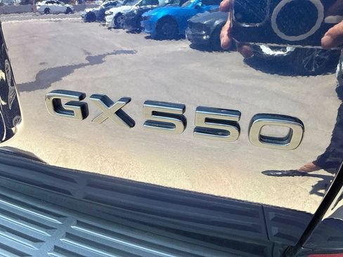 Used 2026 Lexus GX 550 w/ Accessory Package (31) AWD/4WD image 12