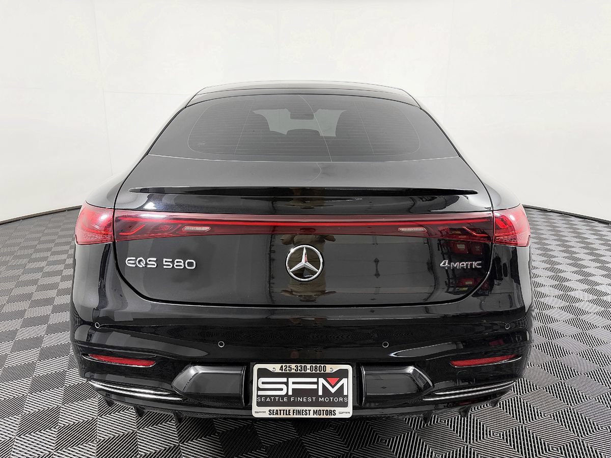 Used 2022 Mercedes-Benz EQS 580 4MATIC Sedan image 10