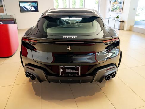 Used 2025 Ferrari Purosangue AWD/4WD image 5