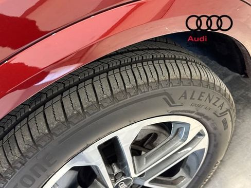 Certified 2025 Audi Q5 2.0T Premium w/ Convenience Package image 7